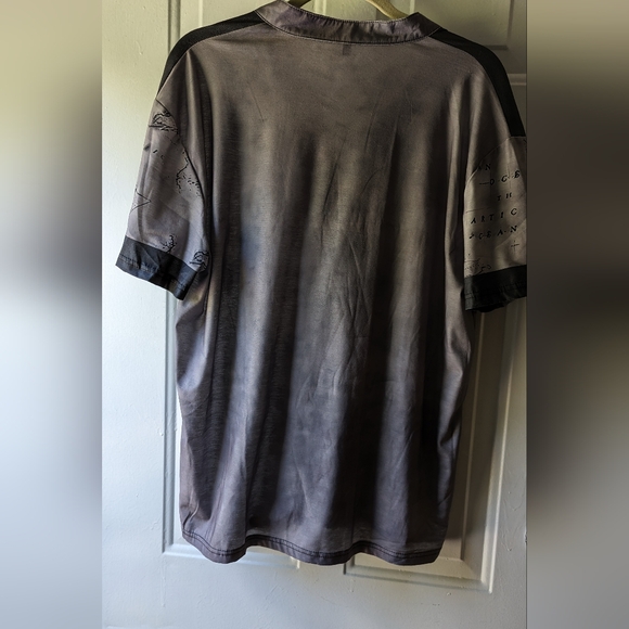 New Without Tags Men's Polyester Pullover Short Sleeve Shirt - Picture 3 of 16